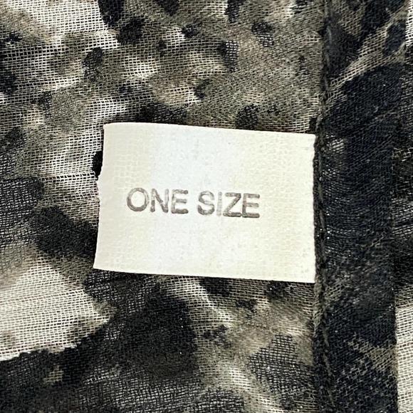 SNAKESKIN Print Embroidered Boxy Poncho Blouse - Picture 8 of 11